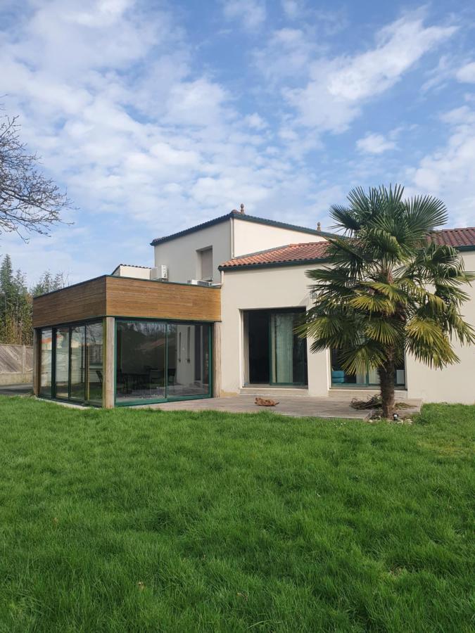 Villa Fleur De Lys Au Puy Du Fou - Stayinvendee La Gaubretiere Exterior foto